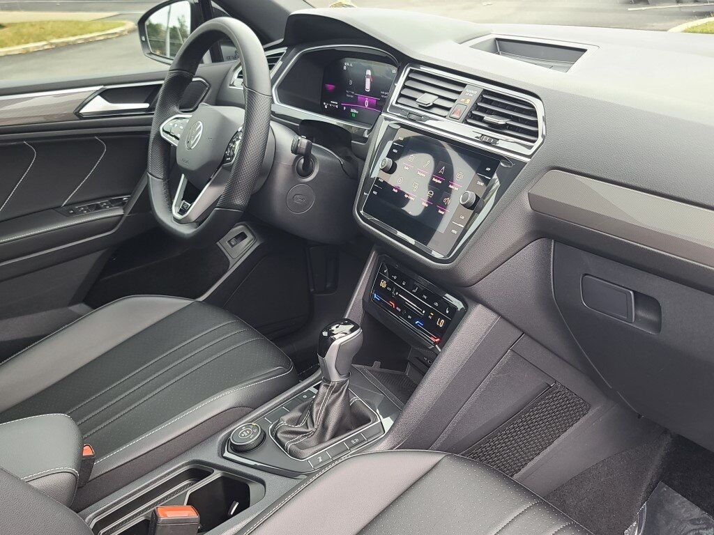 2024 Volkswagen Tiguan 2.0T SE R-Line Black Springfield VA