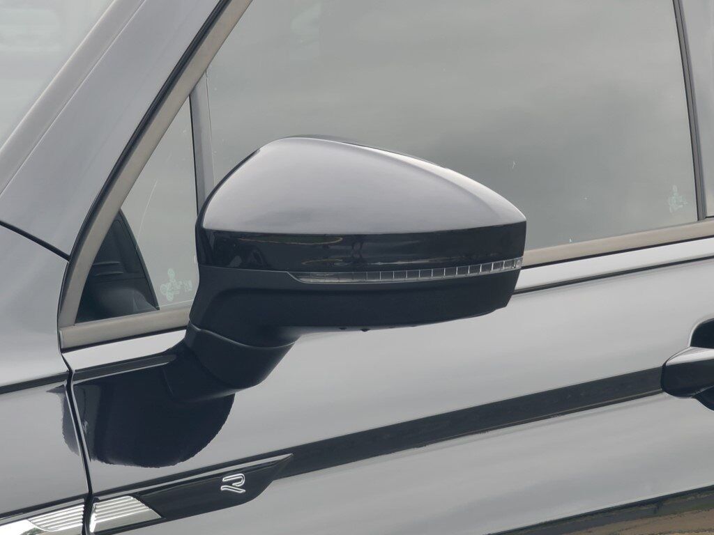 2024 Volkswagen Tiguan 2.0T SE R-Line Black Springfield VA