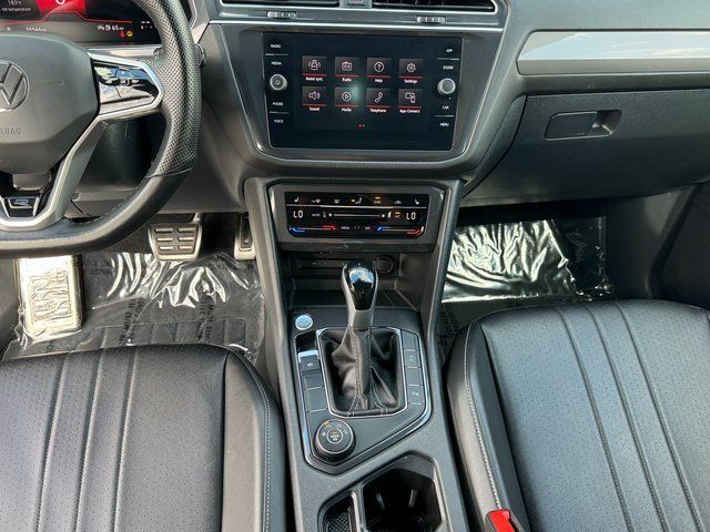 2024 Volkswagen Tiguan 2.0T SE R-Line Black Springfield VA