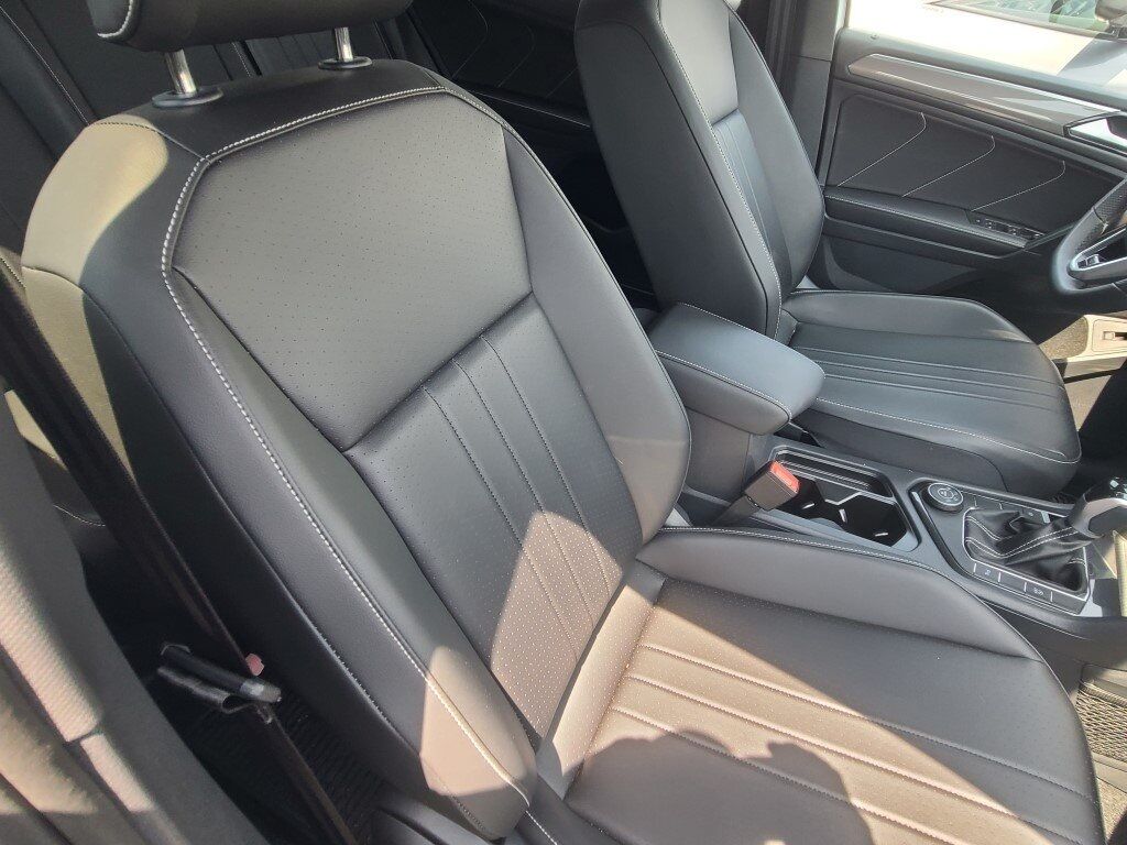 2024 Volkswagen Tiguan 2.0T SE R-Line Black Springfield VA