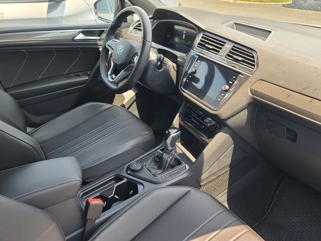 2024 Volkswagen Tiguan 2.0T SE R-Line Black Springfield VA