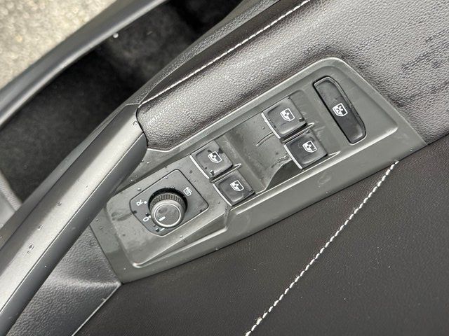 2024 Volkswagen Tiguan 2.0T SE R-Line Black Springfield VA