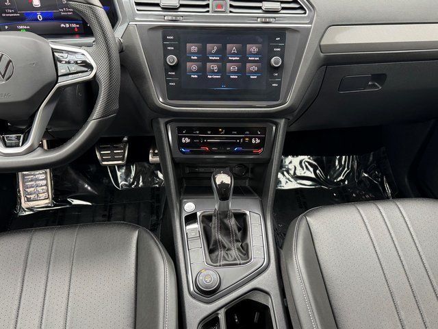 2024 Volkswagen Tiguan 2.0T SE R-Line Black Springfield VA