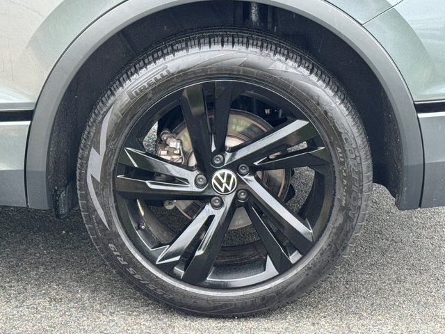 2024 Volkswagen Tiguan 2.0T SE R-Line Black Springfield VA