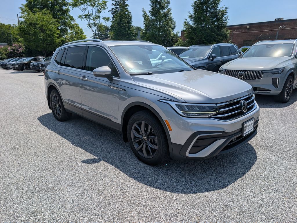 2024 Volkswagen Tiguan 2.0T SE