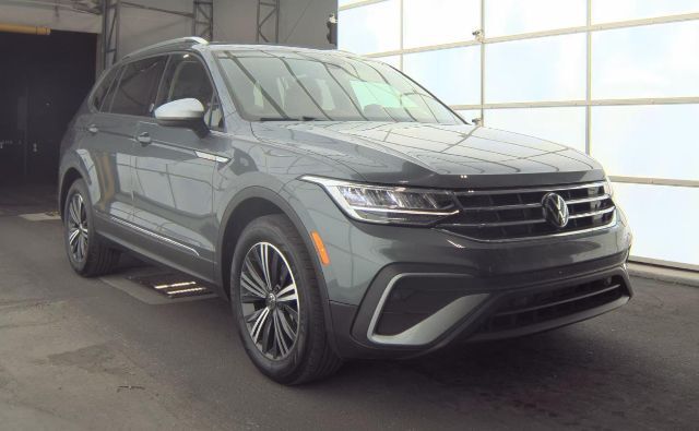 2024 Volkswagen Tiguan 2.0T Wolfsburg Edition