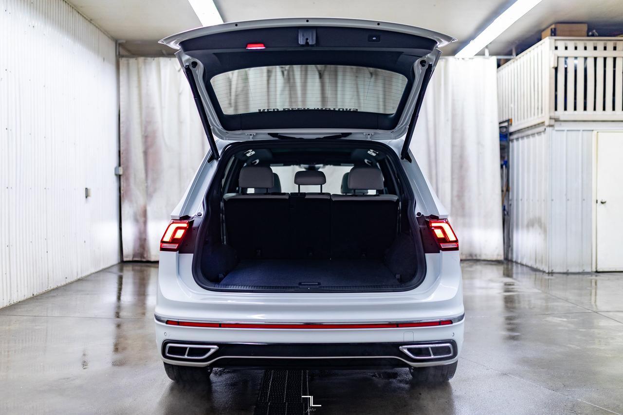 2024 Volkswagen Tiguan 4Motion Highline R-Line Leather Roof Nav BCam Red Deer AB