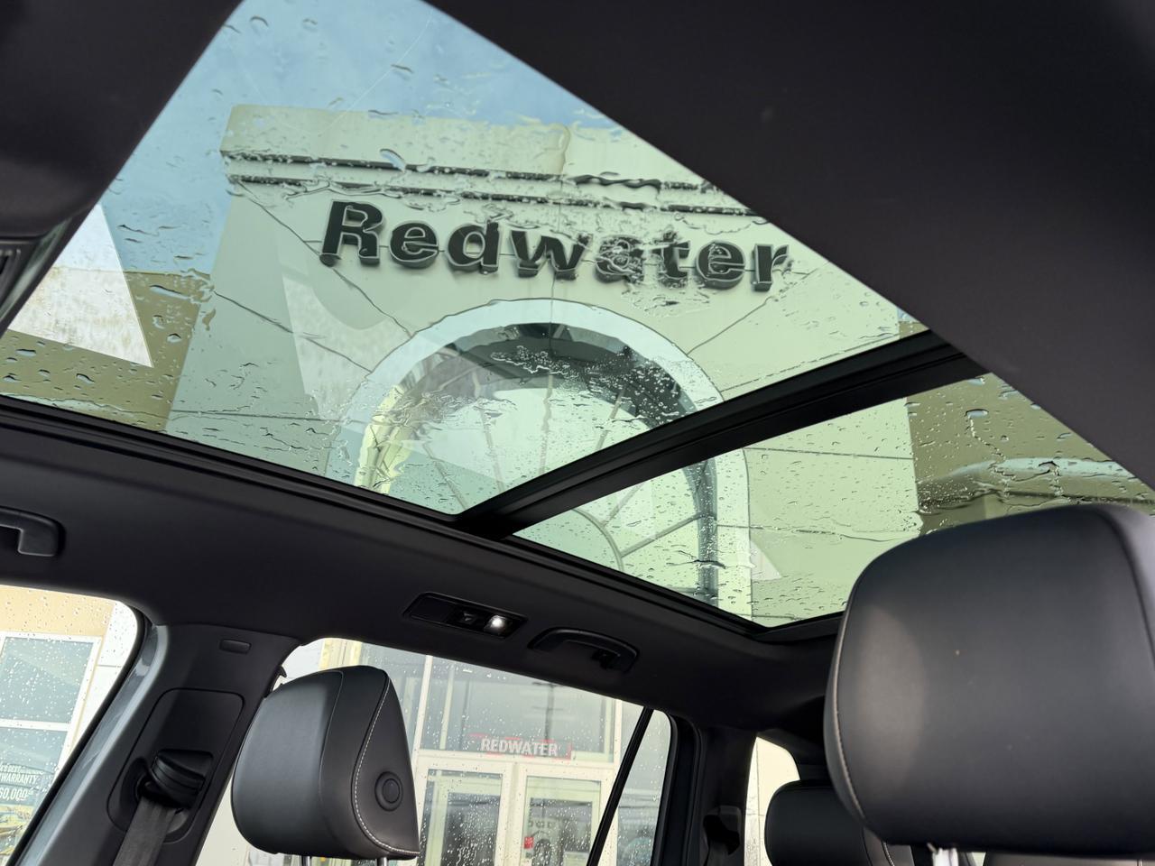 2024 Volkswagen Tiguan Comfortline R-Line Black Edition AWD | Low KMs | 2L Turbo | Backup Camera | Heated Seats Redwater AB