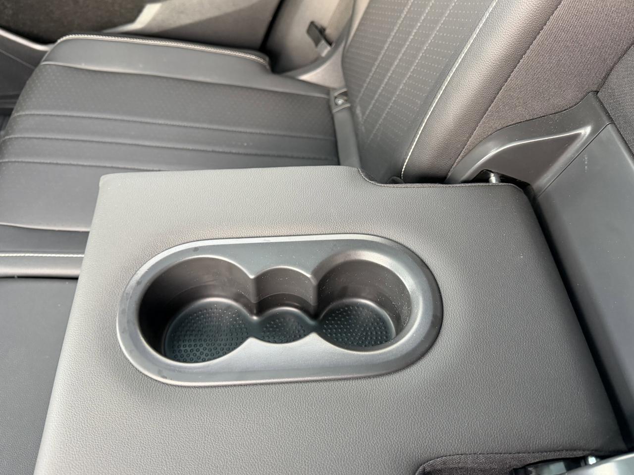 2024 Volkswagen Tiguan Comfortline R-Line Black Edition AWD | Low KMs | 2L Turbo | Backup Camera | Heated Seats Redwater AB