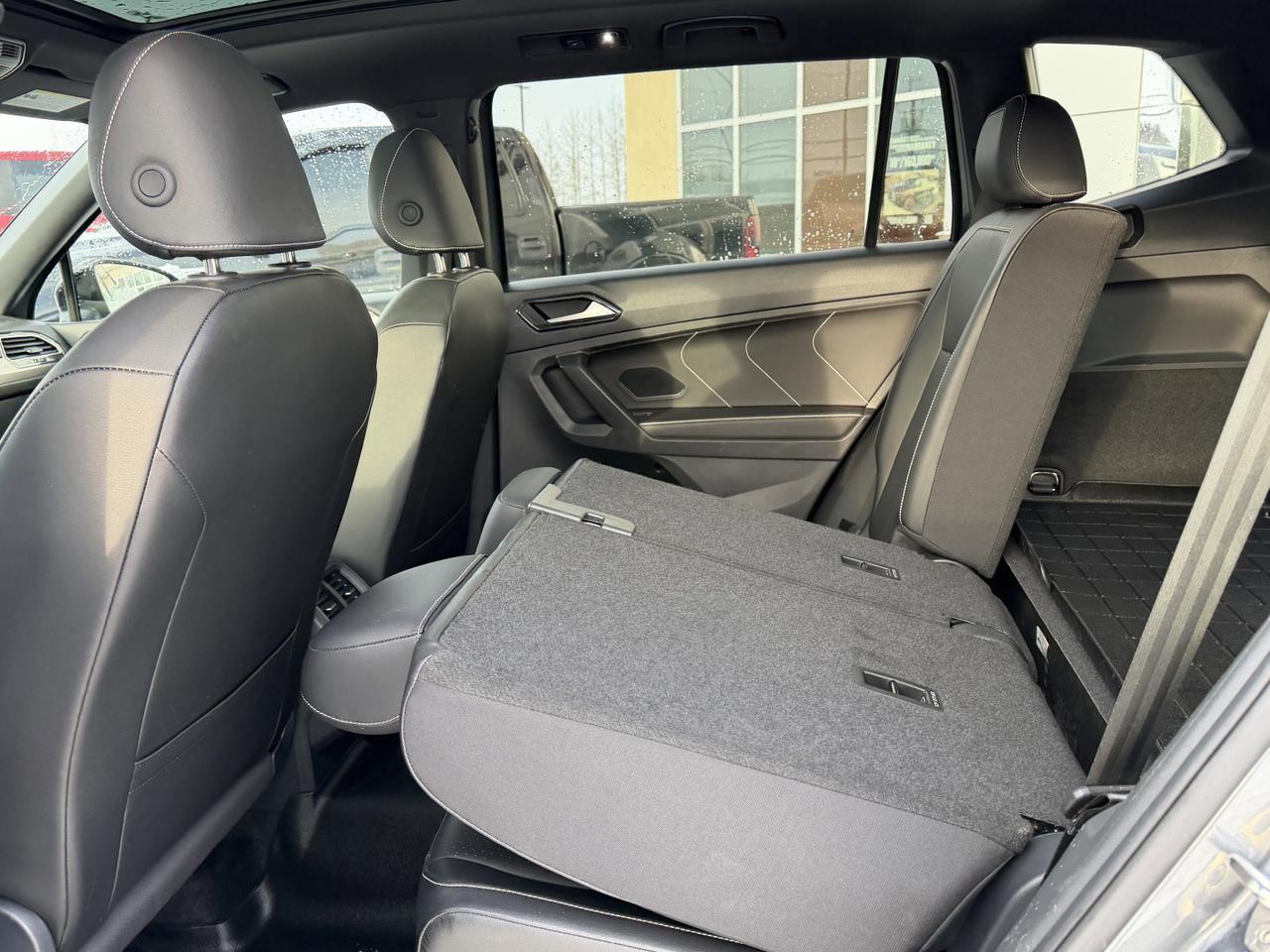 2024 Volkswagen Tiguan Comfortline R-Line Black Edition AWD | Low KMs | 2L Turbo | Backup Camera | Heated Seats Redwater AB