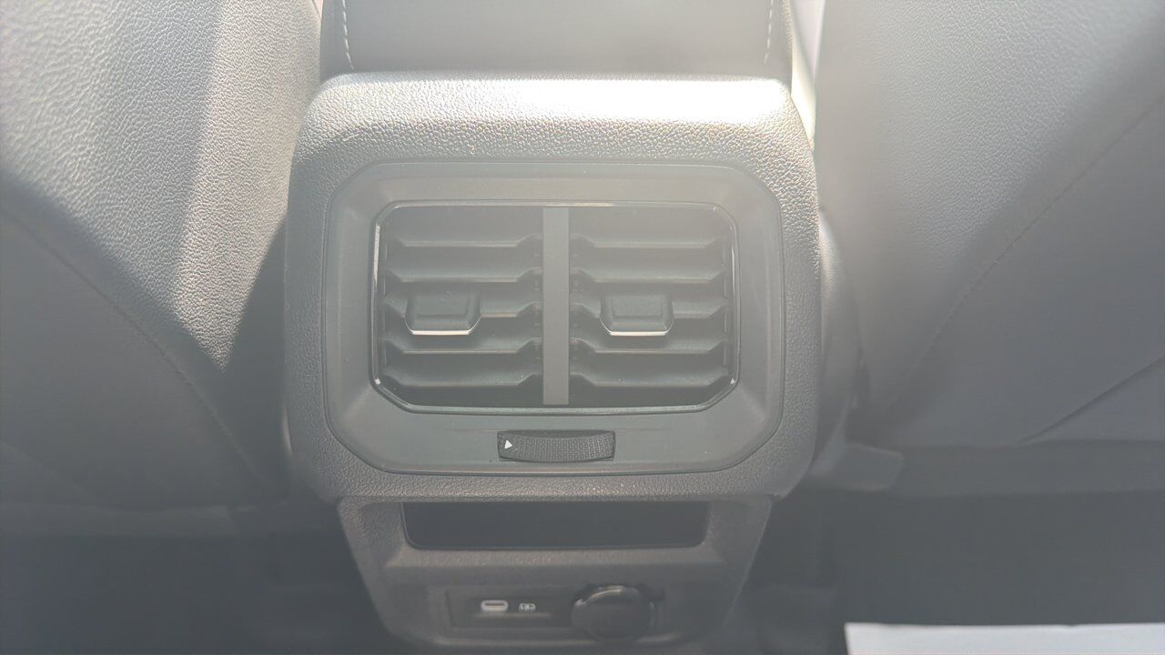 2024 Volkswagen Tiguan Comfortline R-Line Black Edition Sherwood Park AB