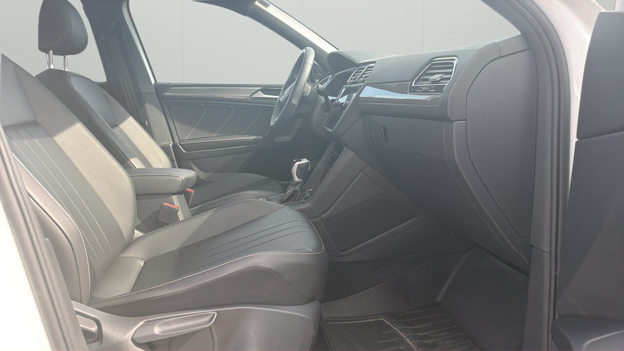 2024 Volkswagen Tiguan Comfortline R-Line Black Edition Sherwood Park AB
