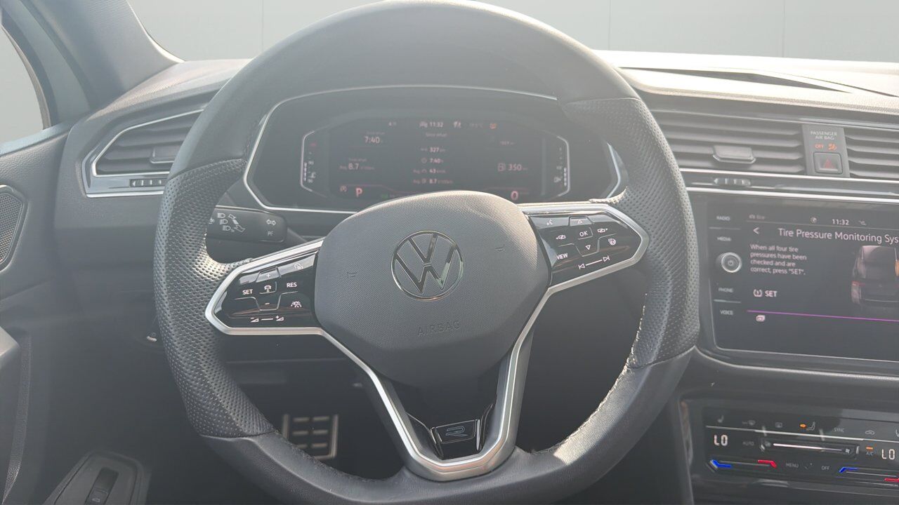 2024 Volkswagen Tiguan Comfortline R-Line Black Edition Sherwood Park AB