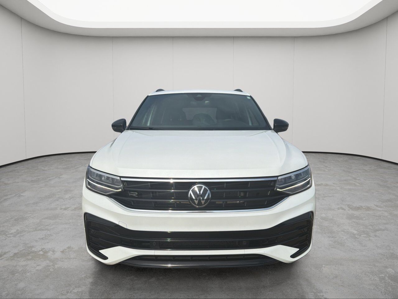2024 Volkswagen Tiguan Comfortline R-Line Black Edition Sherwood Park AB