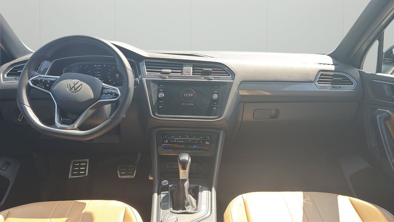2024 Volkswagen Tiguan Comfortline R-Line Black Edition Sherwood Park AB
