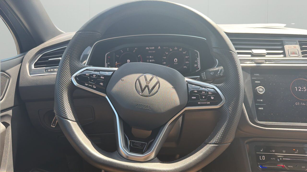 2024 Volkswagen Tiguan Comfortline R-Line Black Edition Sherwood Park AB
