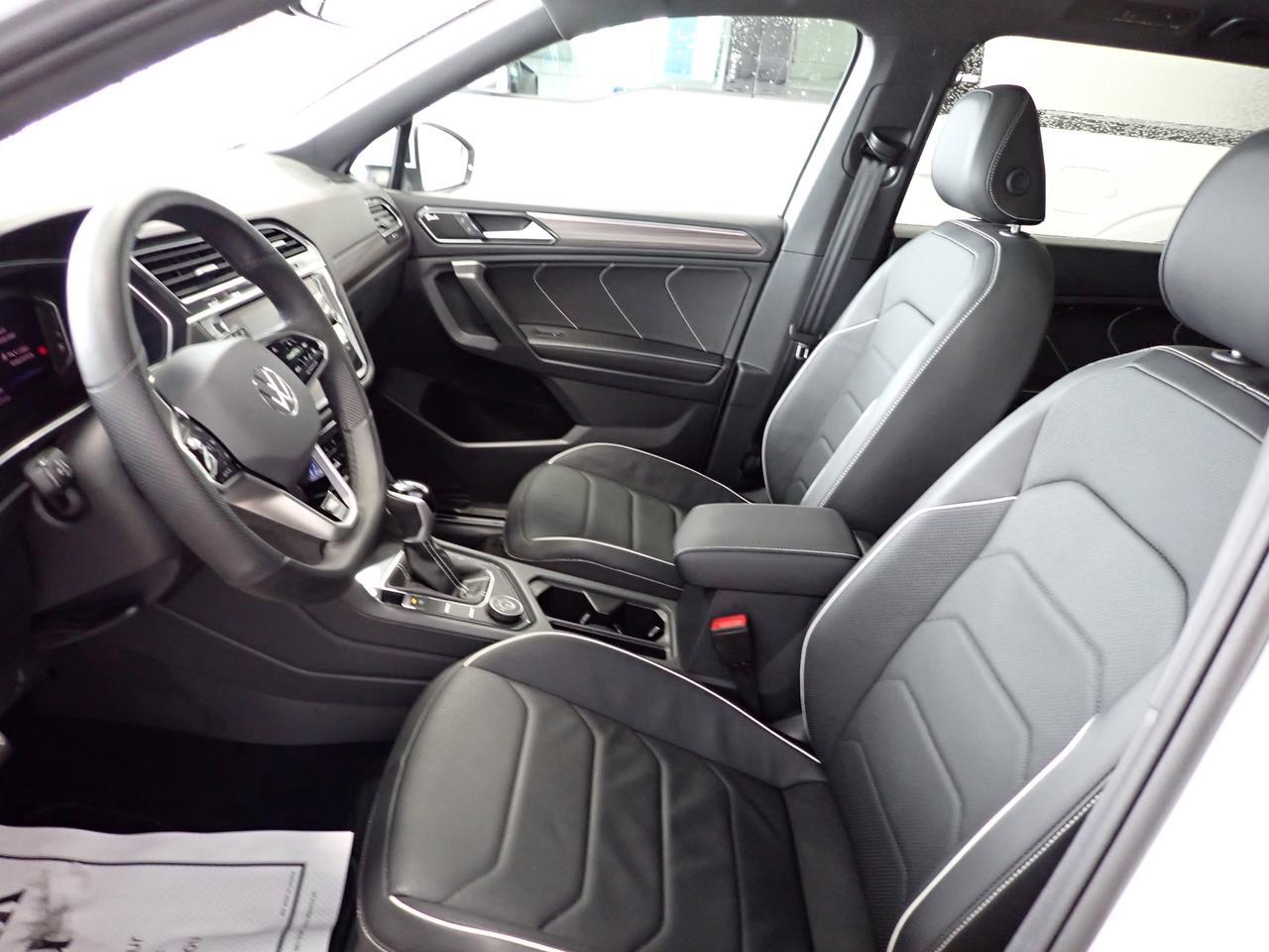 2024 Volkswagen Tiguan Highline R-Line AWD LEATHER NAVI SUNROOF Listowel ON