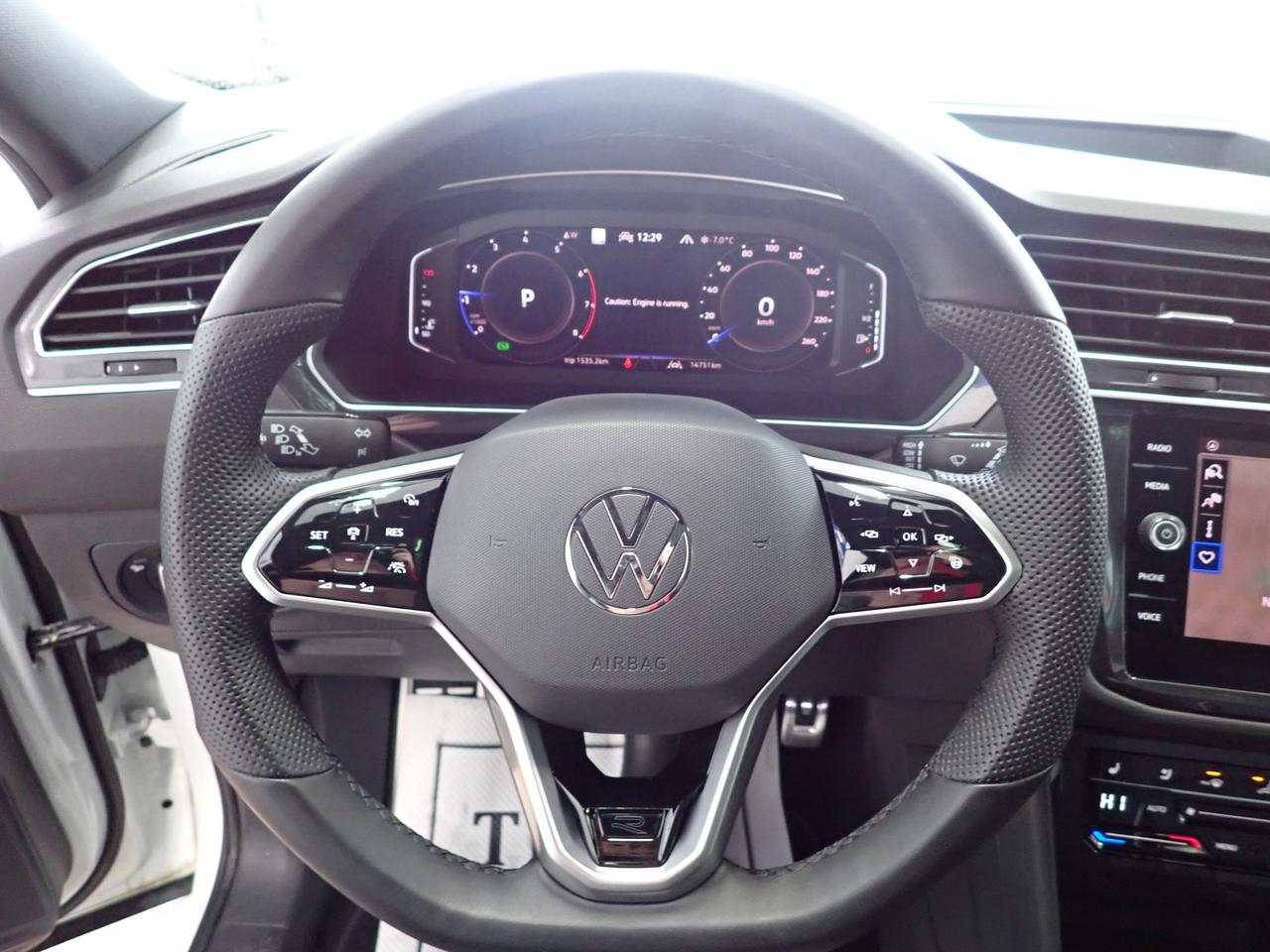 2024 Volkswagen Tiguan Highline R-Line AWD LEATHER NAVI SUNROOF Listowel ON