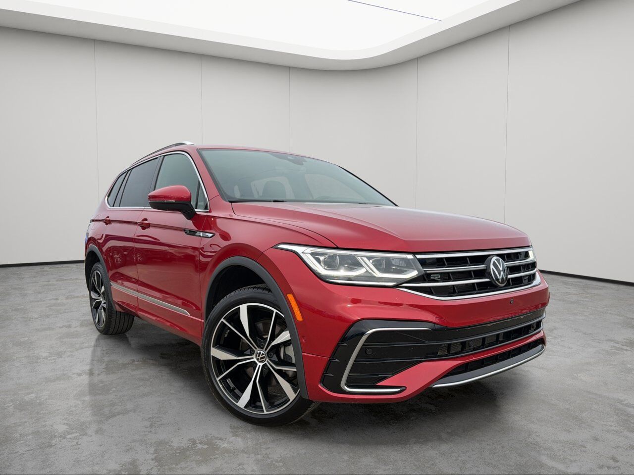 2024 Volkswagen Tiguan Highline R-Line Sherwood Park AB