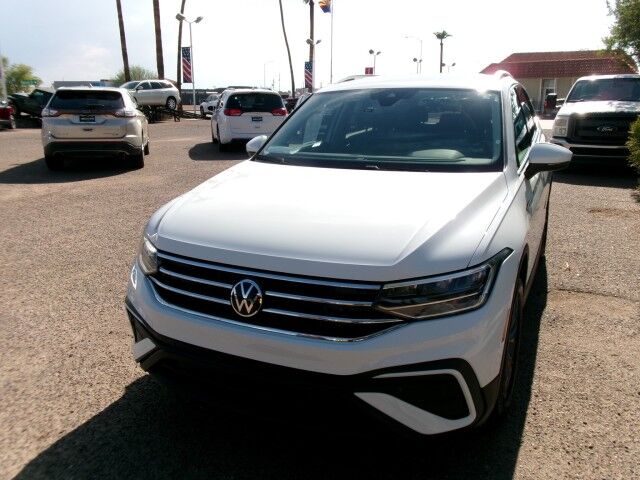 2024 Volkswagen Tiguan SE