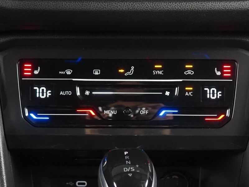 2024 Volkswagen Tiguan SE R-Line Black *ADAPTIVE CRUISE, SAFETY ALERTS, BACKUP-CAMERA, COLOR TOUCHSCREEN, PANORAMA MOONROOF, HEATED SEATS, POWER LIFTGATE, REMOTE START, 19 INCH ALLOYS, WIRELESS CHARGING, ANDROID & APPLE Round Rock TX