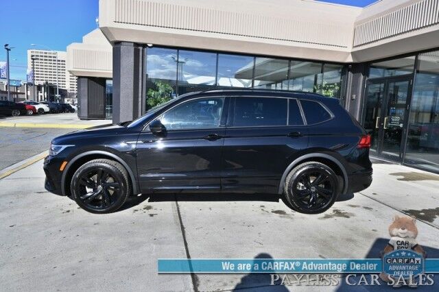 2024 Volkswagen Tiguan SE R-Line Black