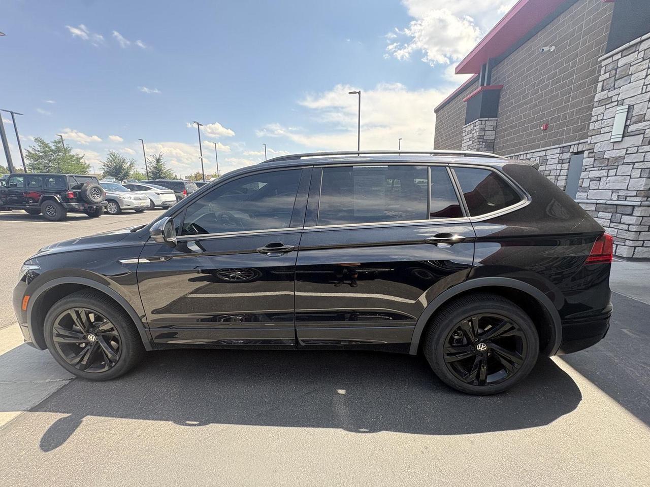 2024 Volkswagen Tiguan SE R-Line Black Parker CO