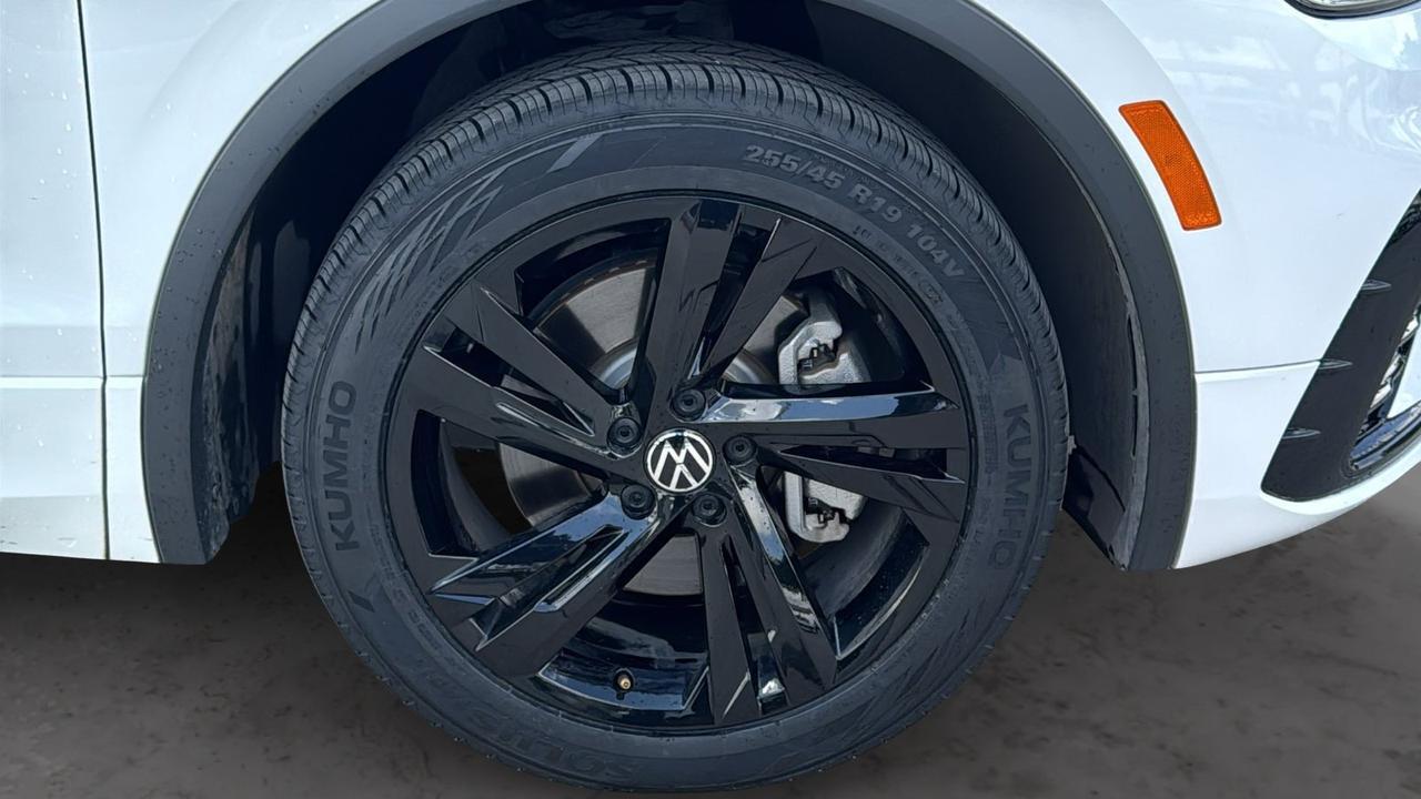 2024 Volkswagen Tiguan SE R-Line Black  Selma TX