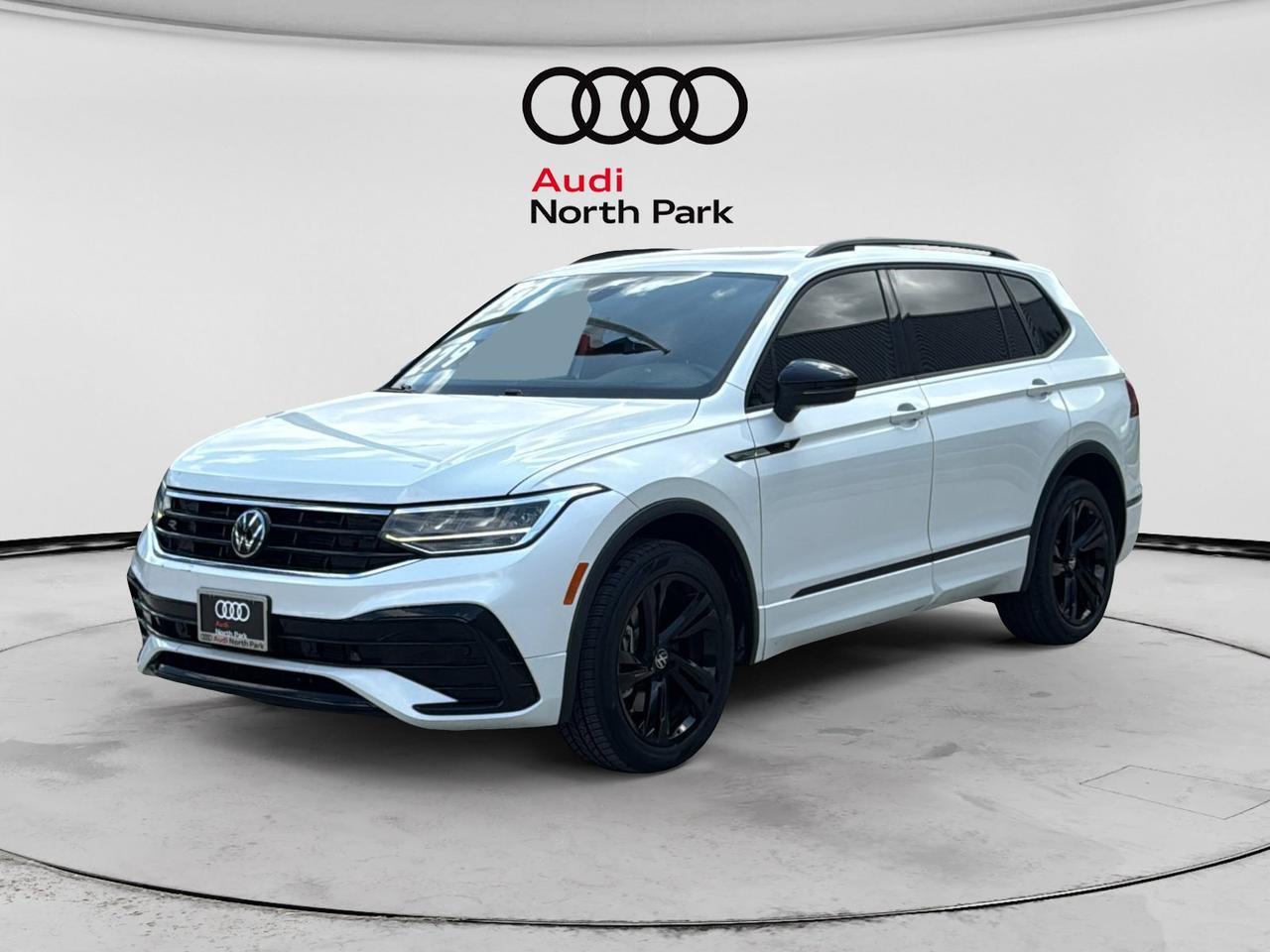 2024 Volkswagen Tiguan SE R-Line Black