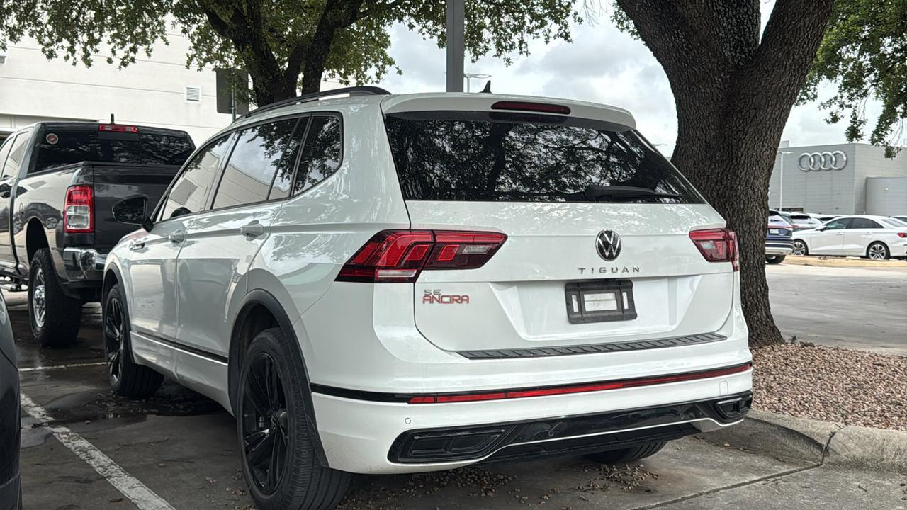 2024 Volkswagen Tiguan SE R-Line Black