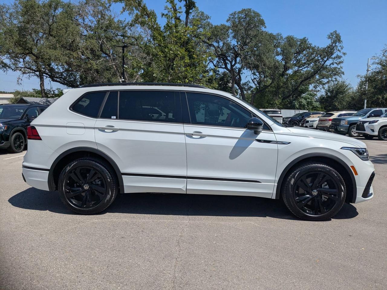 2024 Volkswagen Tiguan SE R-Line Black San Antonio TX