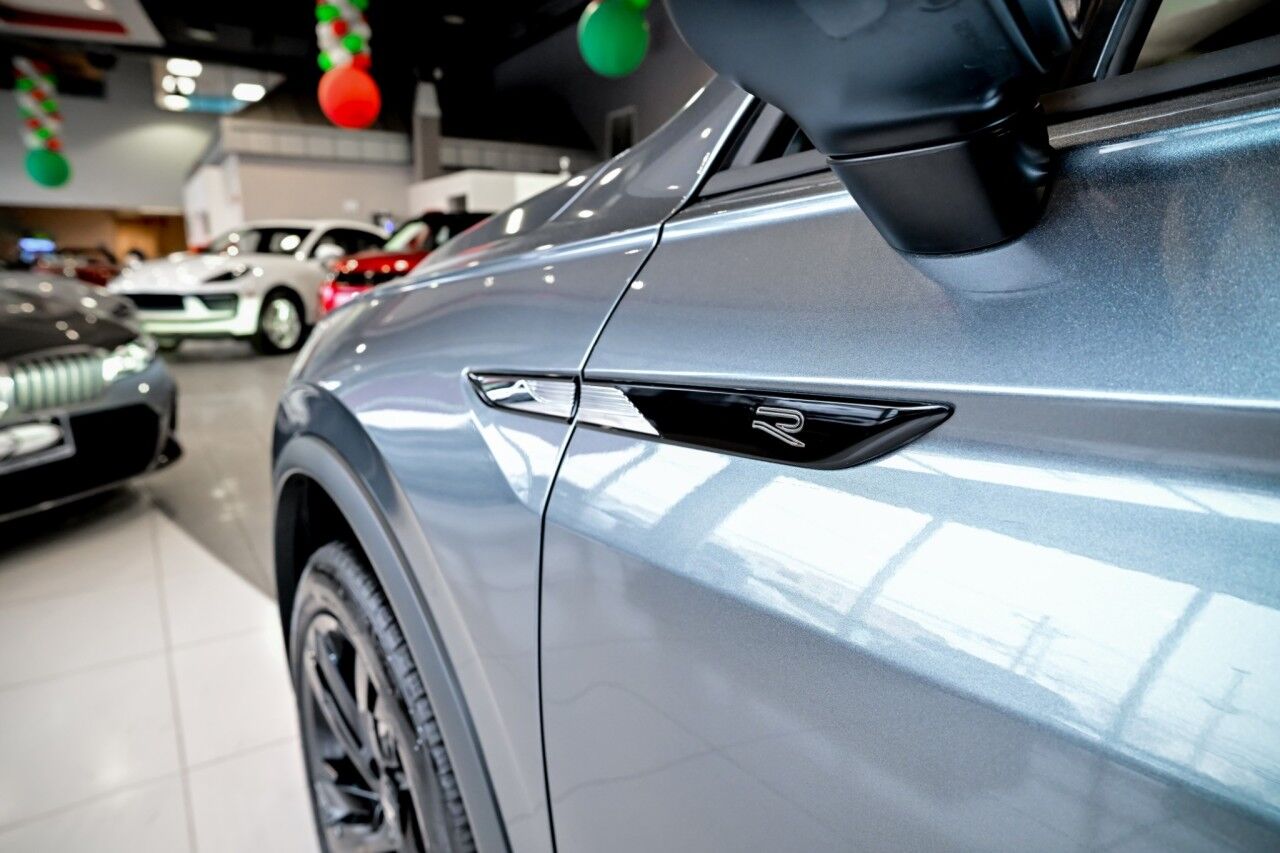 2024 Volkswagen Tiguan SE R-Line Black Springfield NJ