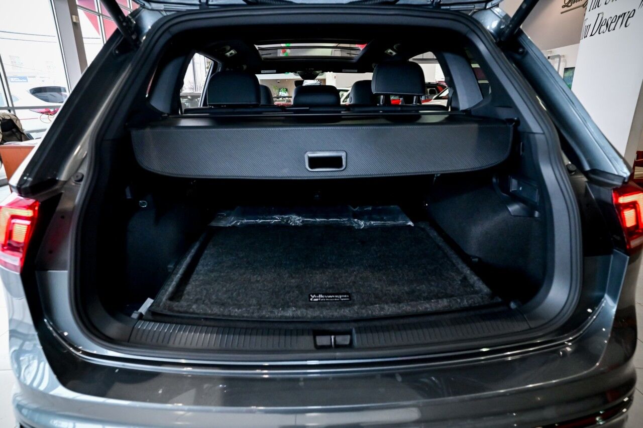 2024 Volkswagen Tiguan SE R-Line Black Springfield NJ