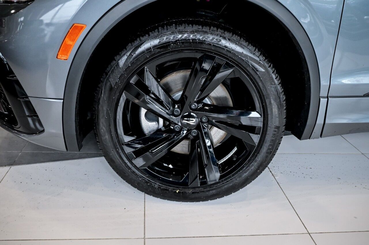2024 Volkswagen Tiguan SE R-Line Black Springfield NJ