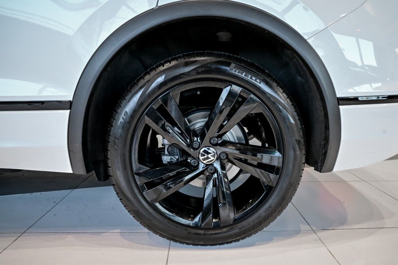 2024 Volkswagen Tiguan SE R-Line Black Springfield NJ