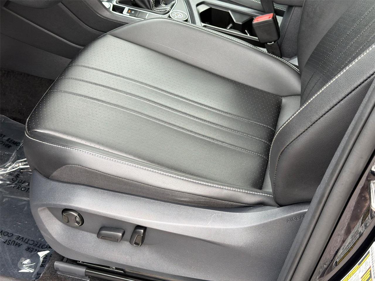 2024 Volkswagen Tiguan SE R-Line Black Hagerstown MD