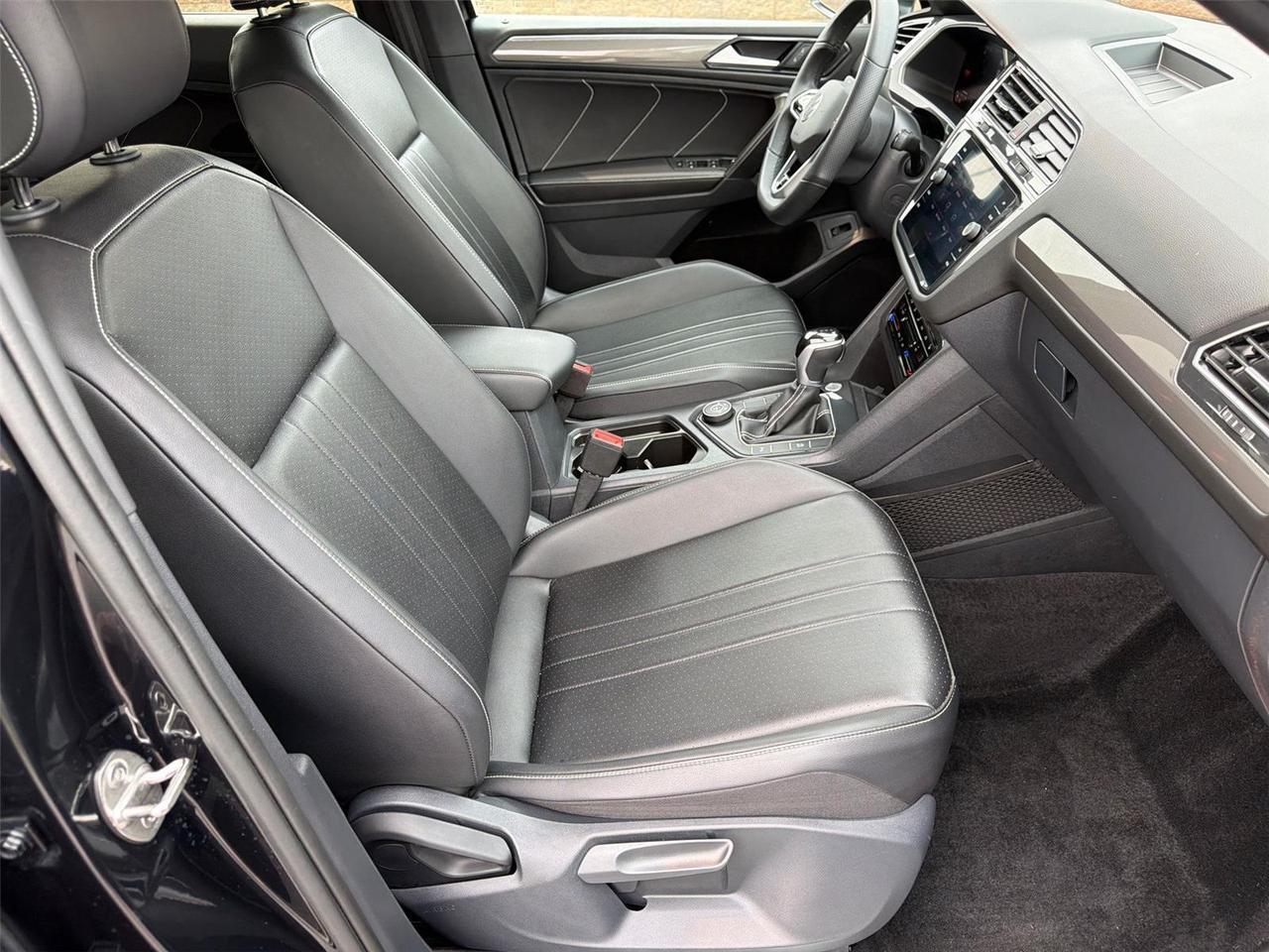 2024 Volkswagen Tiguan SE R-Line Black Hagerstown MD