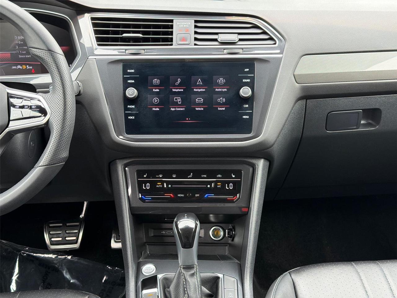 2024 Volkswagen Tiguan SE R-Line Black Hagerstown MD