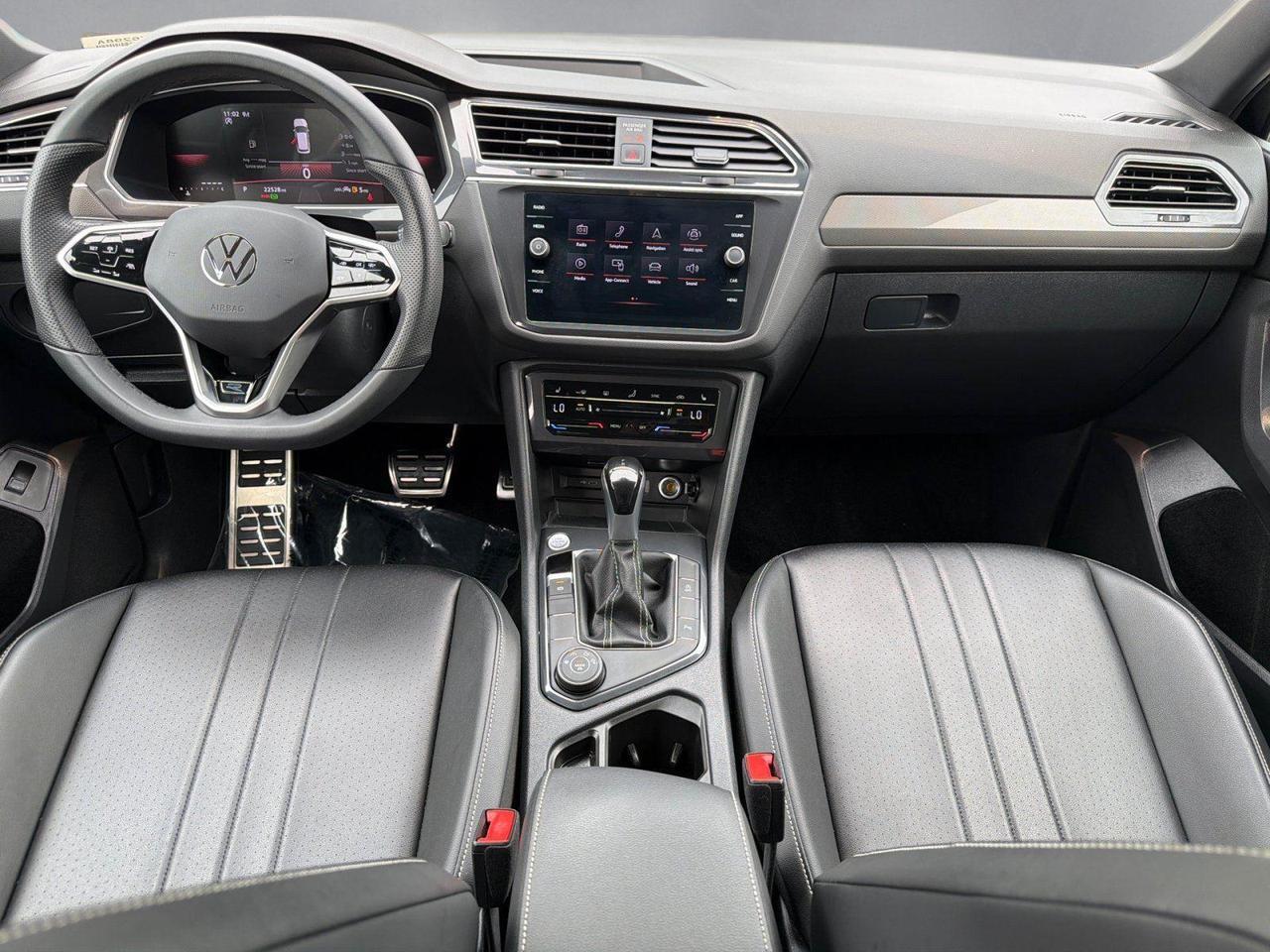 2024 Volkswagen Tiguan SE R-Line Black Hagerstown MD