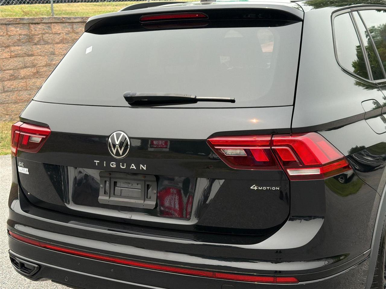 2024 Volkswagen Tiguan SE R-Line Black Hagerstown MD