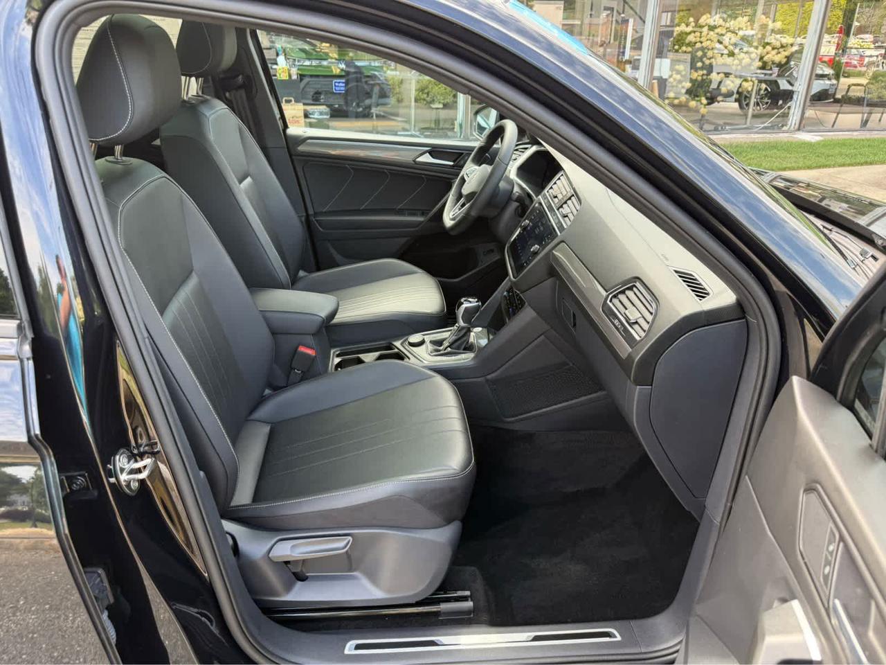 2024 Volkswagen Tiguan SE R-Line Black Wellesley MA