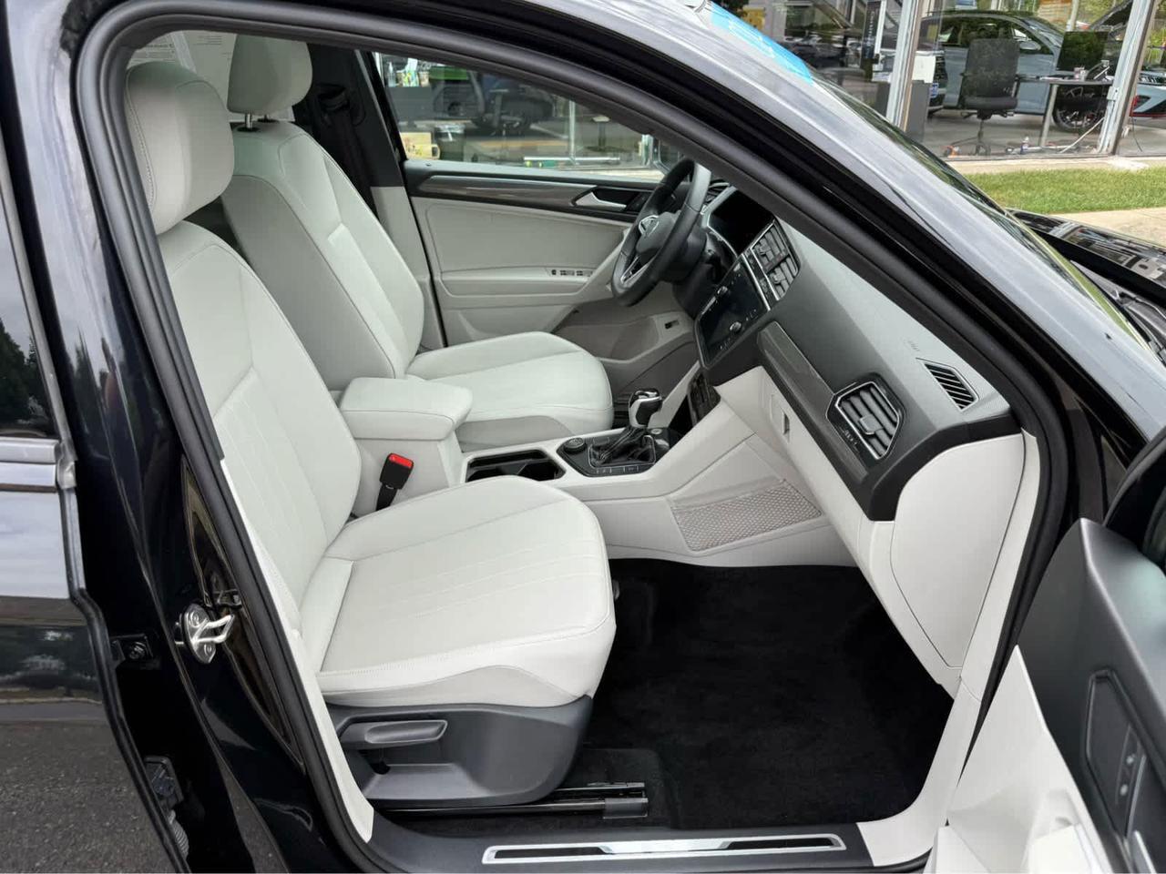 2024 Volkswagen Tiguan SE R-Line Black Wellesley MA