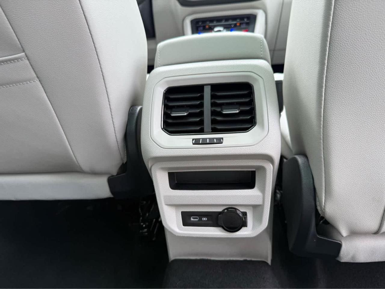 2024 Volkswagen Tiguan SE R-Line Black Wellesley MA