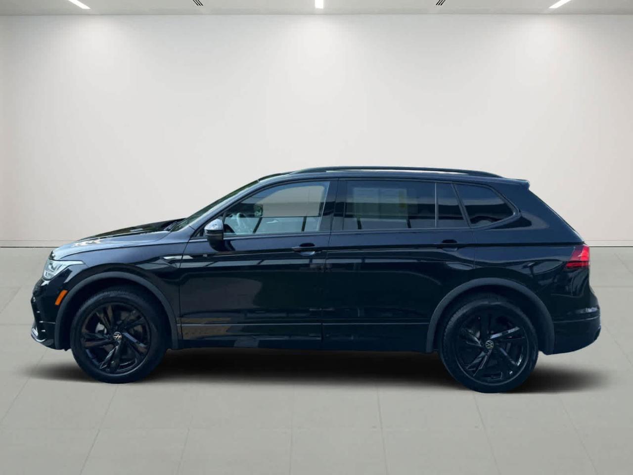 2024 Volkswagen Tiguan SE R-Line Black Wellesley MA