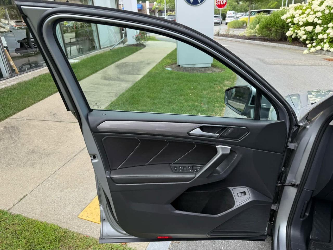 2024 Volkswagen Tiguan SE Wellesley MA