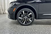 2024 Volkswagen Tiguan SEL R-Line Oshkosh WI