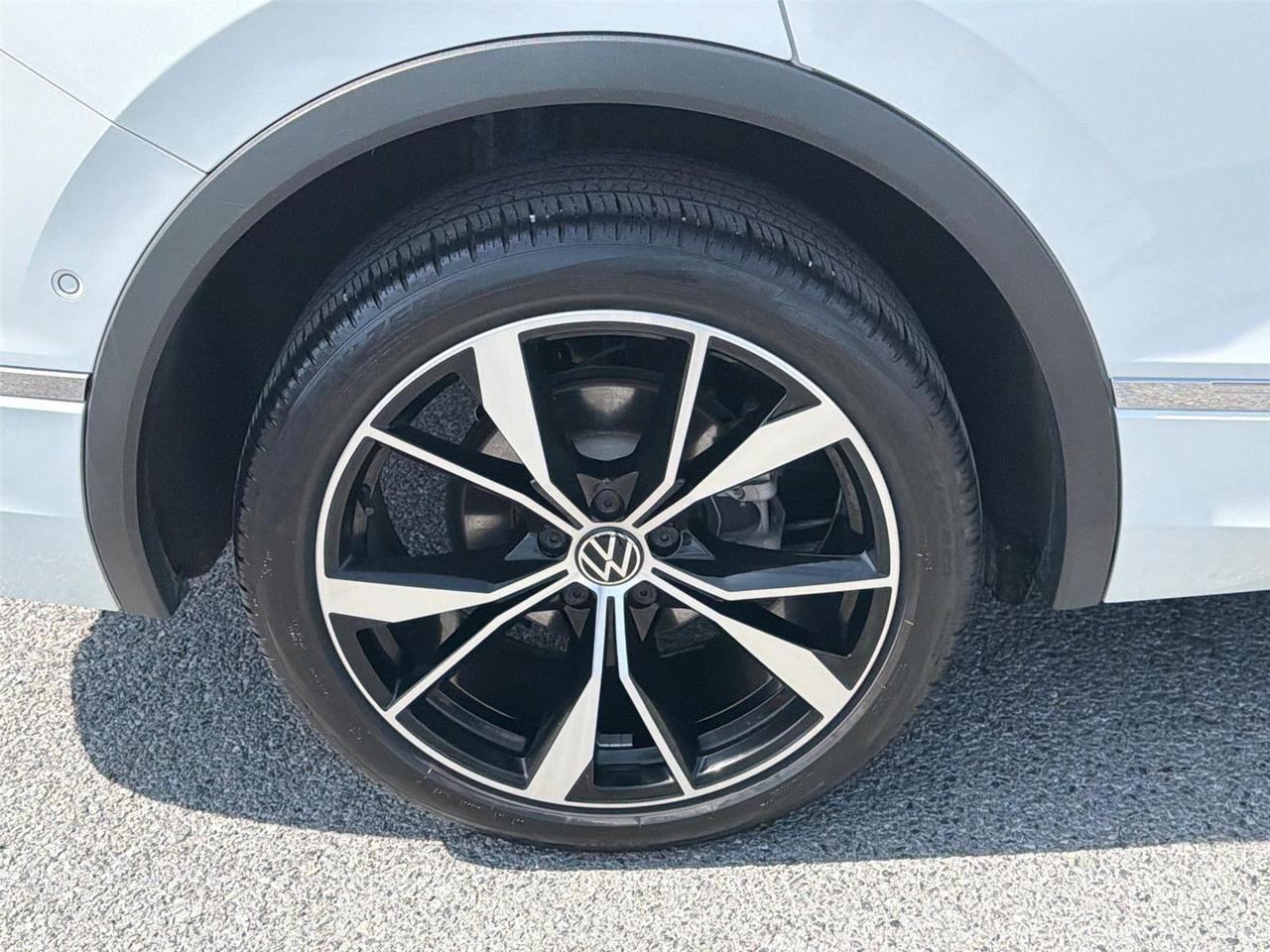 2024 Volkswagen Tiguan SEL R-Line Hagerstown MD