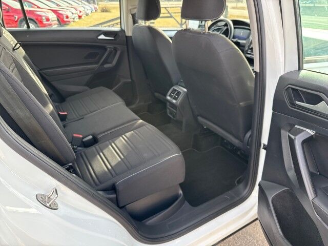 2024 Volkswagen Tiguan Trendline Whitecourt AB