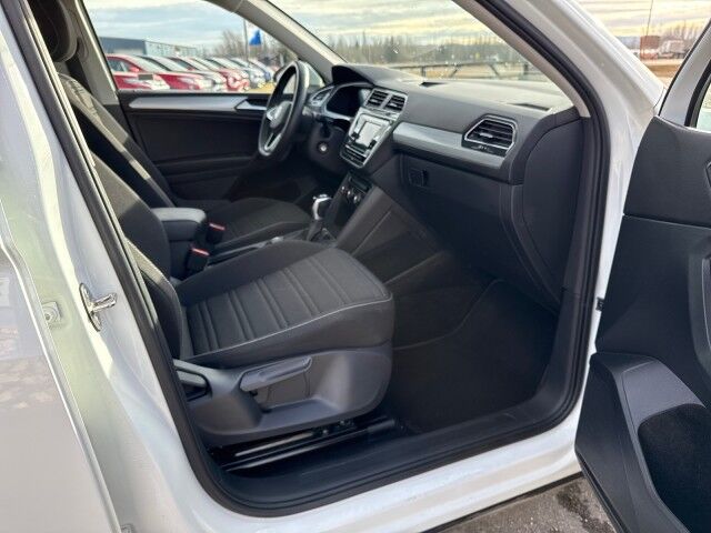 2024 Volkswagen Tiguan Trendline Whitecourt AB