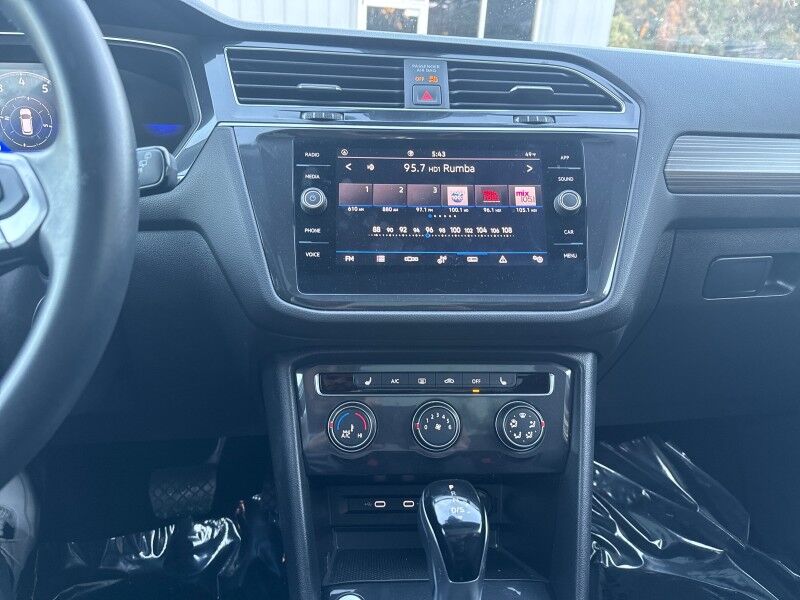 2024 Volkswagen Tiguan Wolfsburg Edition w/THREE-ROW LTHR & PANO SUNROOF Seffner FL